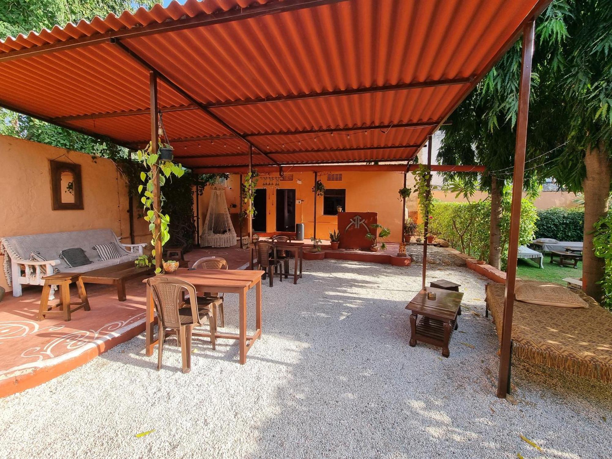 Karavan Kafe Pushkar Dış mekan fotoğraf